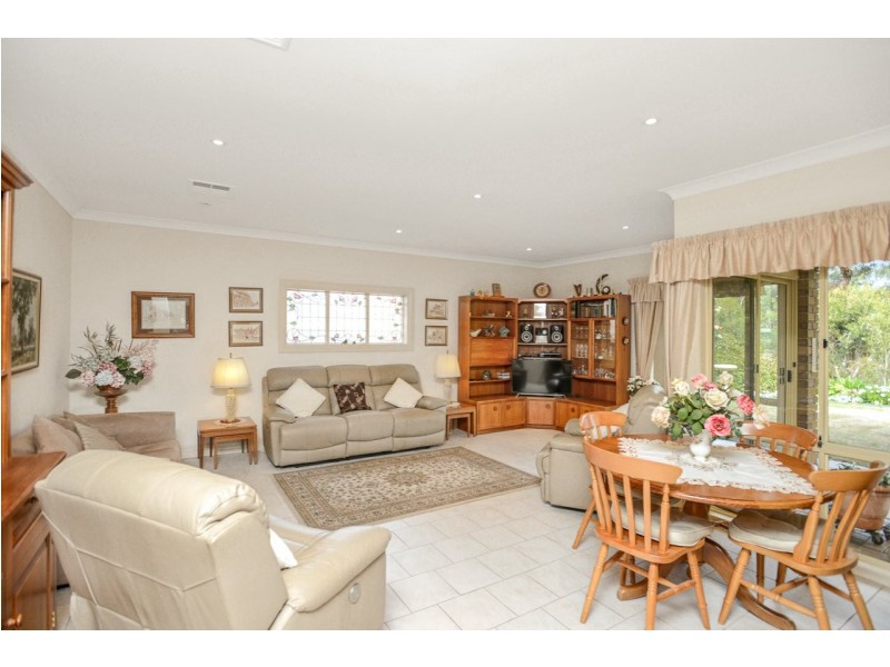 6 Hay Court, Victor Harbor SA 5211