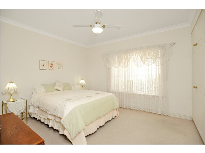 6 Hay Court, Victor Harbor SA 5211