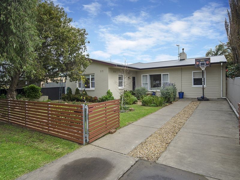 3 Forrest Street, Victor Harbor SA 5211