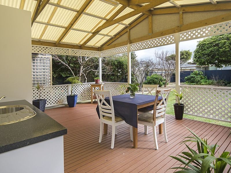 3 Forrest Street, Victor Harbor SA 5211
