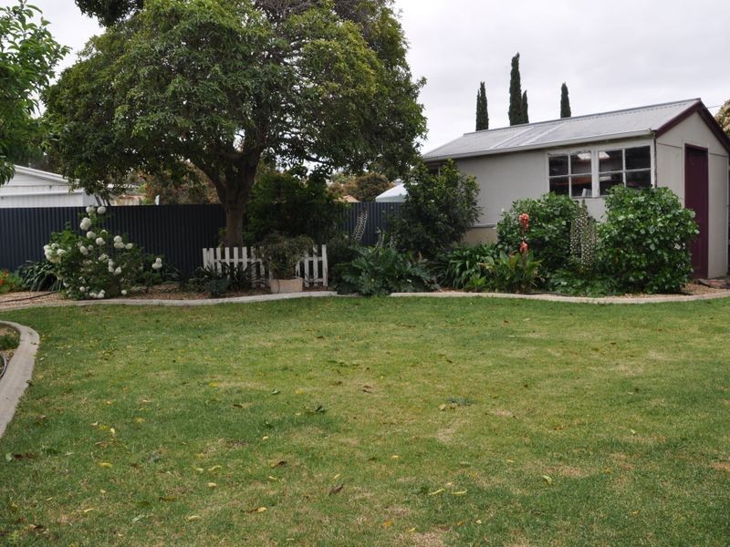 3 Forrest Street, Victor Harbor SA 5211
