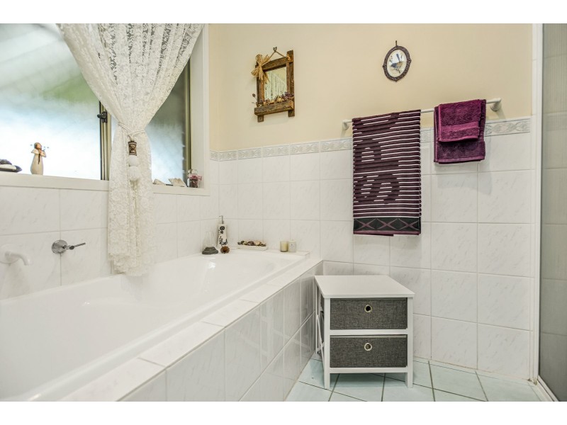 70 Lakeside Circuit, Encounter Bay SA 5211