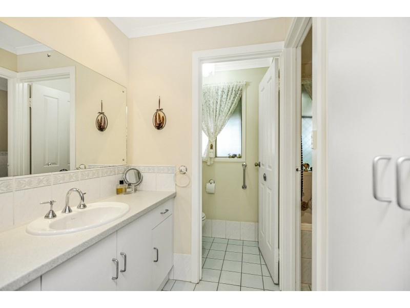 70 Lakeside Circuit, Encounter Bay SA 5211