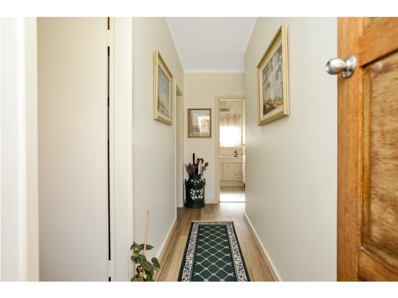 2/42 Seaview road, Victor Harbor SA 5211