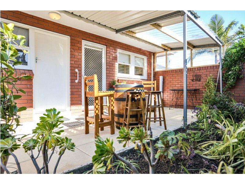 2/42 Seaview road, Victor Harbor SA 5211