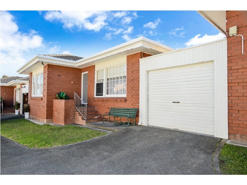 2/42 Seaview road, Victor Harbor SA 5211