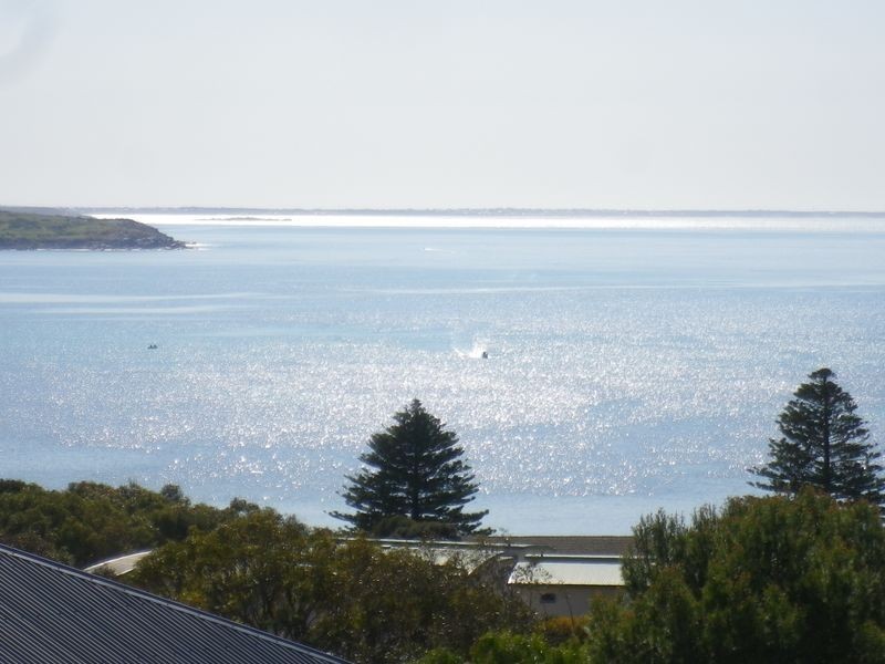 8 Eddy Court, Encounter Bay SA 5211