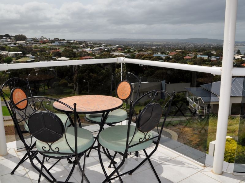 8 Eddy Court, Encounter Bay SA 5211