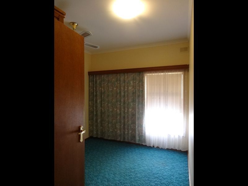 19 Lawson Street, Victor Harbor SA 5211