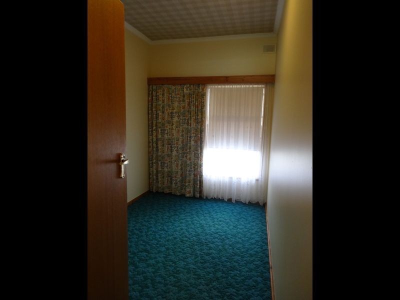 19 Lawson Street, Victor Harbor SA 5211