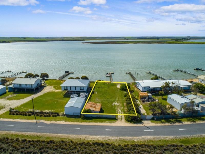 93 Mundoo Channel Drive, Hindmarsh Island SA 5214