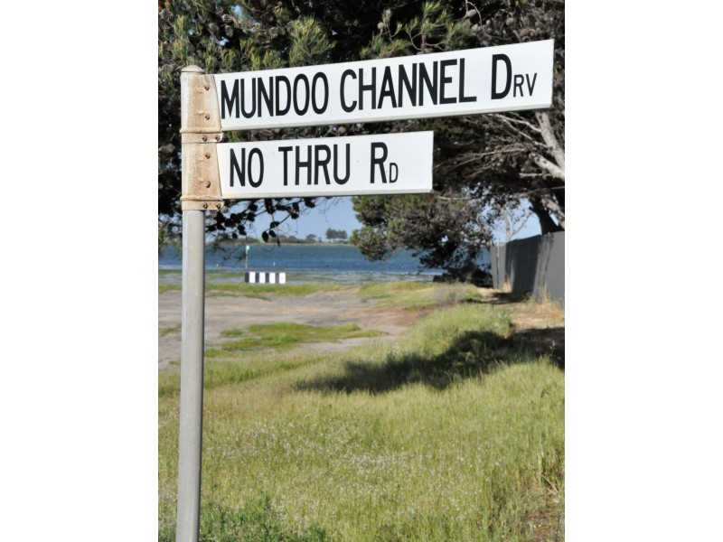 93 Mundoo Channel Drive, Hindmarsh Island SA 5214