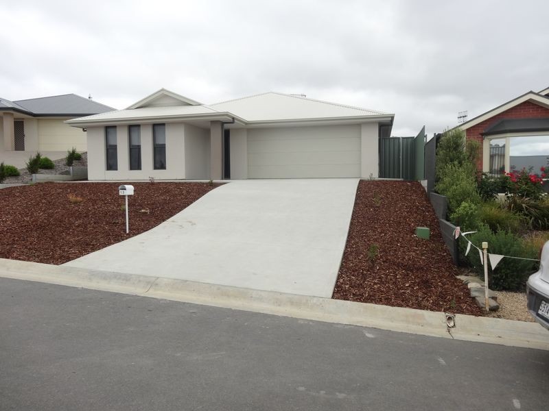 13 Scarlett Court, Encounter Bay SA 5211