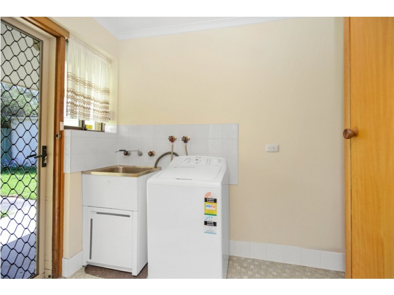 9 Leworthy Street, Victor Harbor SA 5211