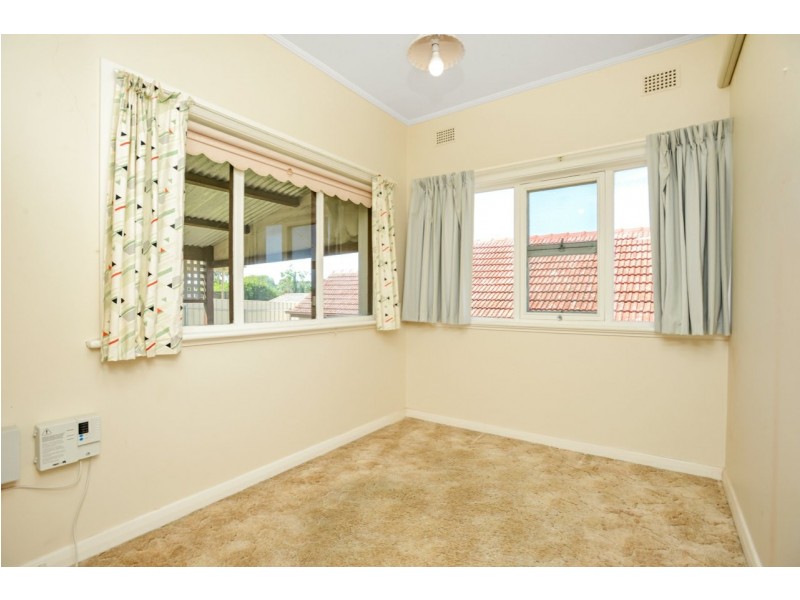 20 Peace Avenue, Victor Harbor SA 5211