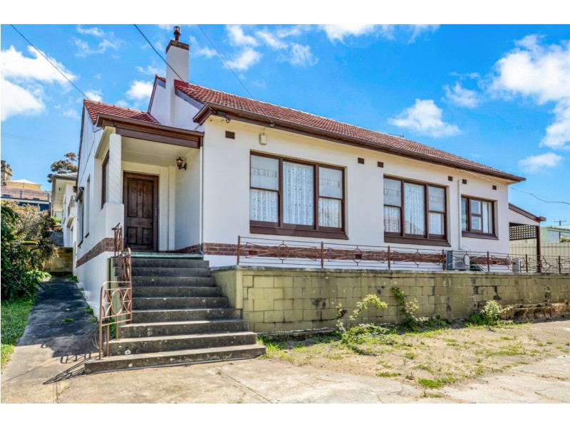 20 Peace Avenue, Victor Harbor SA 5211