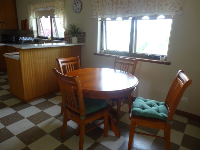 51 Renown Avenue, Victor Harbor SA 5211