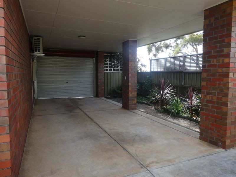 51 Renown Avenue, Victor Harbor SA 5211