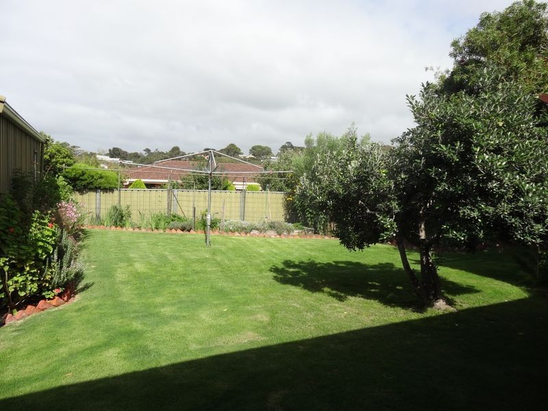 51 Renown Avenue, Victor Harbor SA 5211