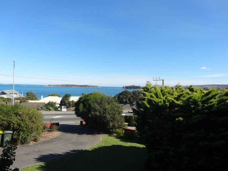 61 Hindmarsh Road, Victor Harbor SA 5211