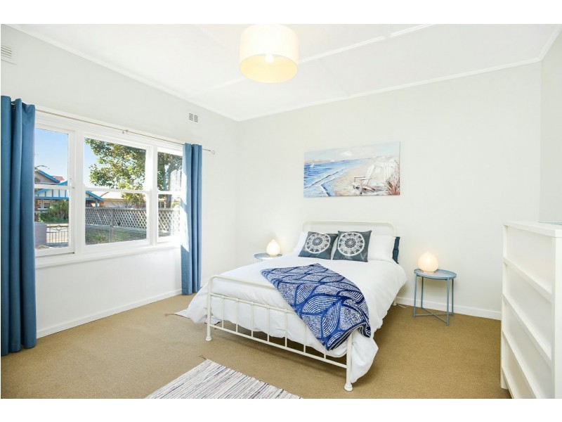 28 Lindsay Street, Victor Harbor SA 5211