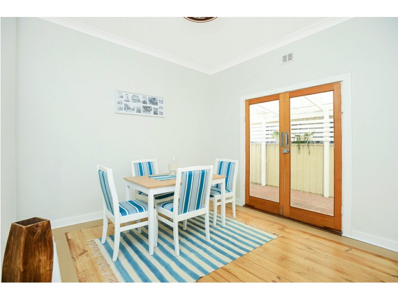 28 Lindsay Street, Victor Harbor SA 5211