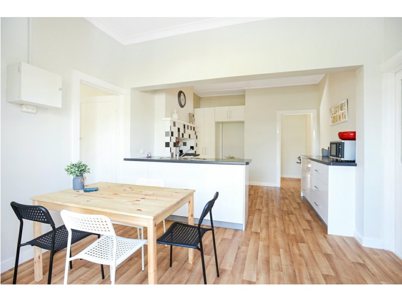 28 Lindsay Street, Victor Harbor SA 5211