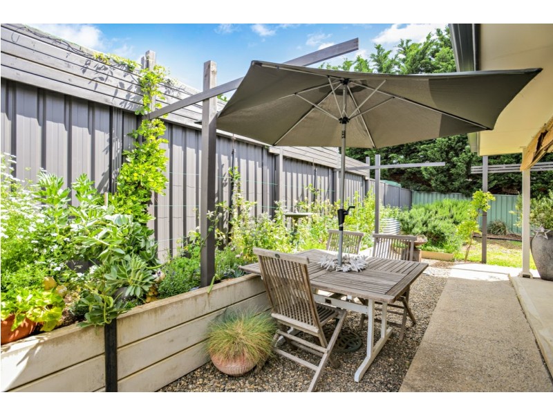 15 Shields Crescent, Encounter Bay SA 5211