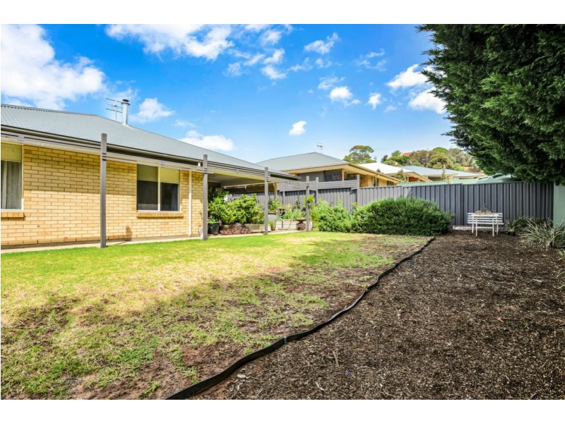 15 Shields Crescent, Encounter Bay SA 5211