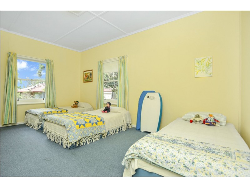 3 Dorset Ave, Victor Harbor SA 5211