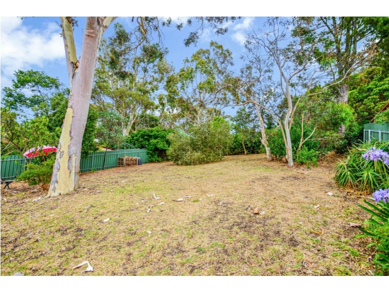 3 Dorset Ave, Victor Harbor SA 5211