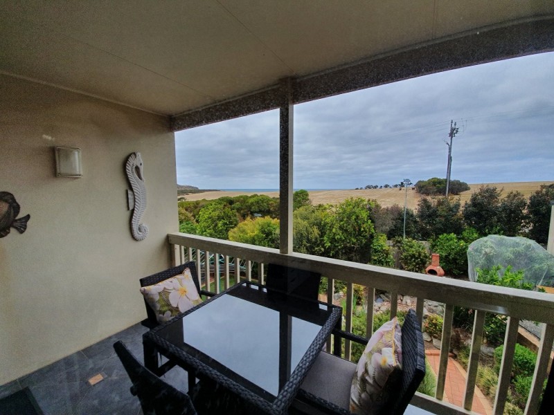 5 Minnamoora Court, Encounter Bay SA 5211