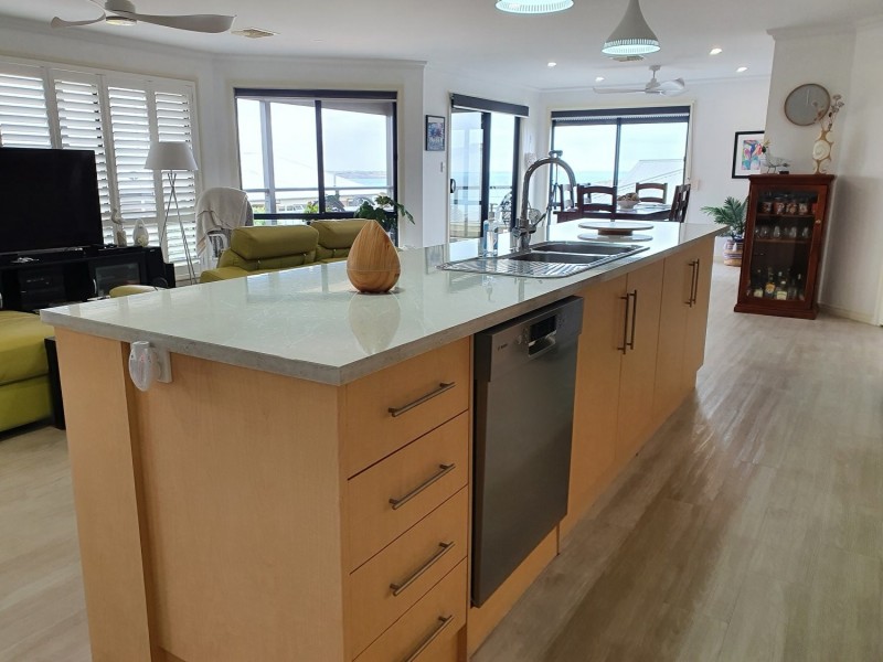 5 Minnamoora Court, Encounter Bay SA 5211