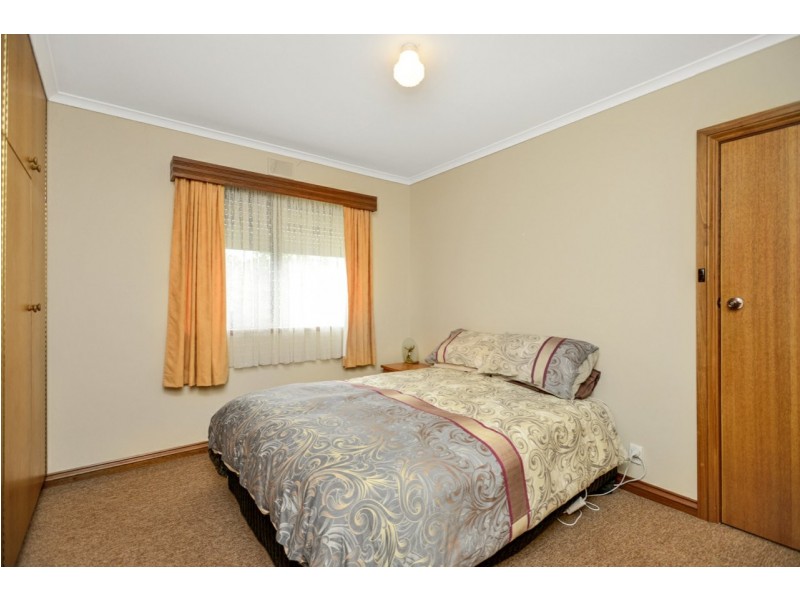 20 Lawson Street, Victor Harbor SA 5211