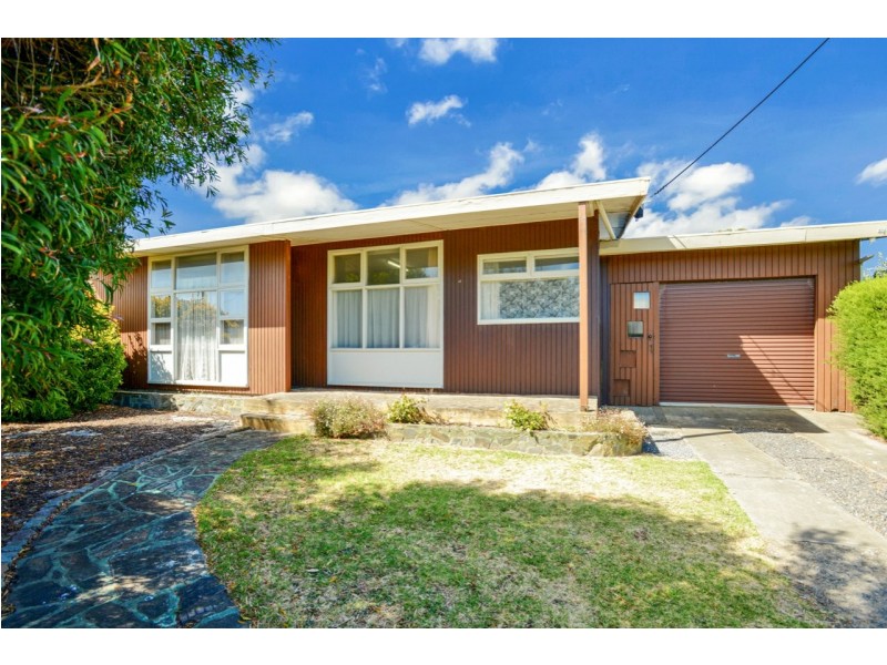 12 Donegal Street, Mccracken SA 5211