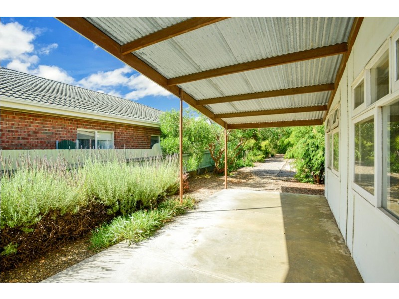 12 Donegal Street, Mccracken SA 5211