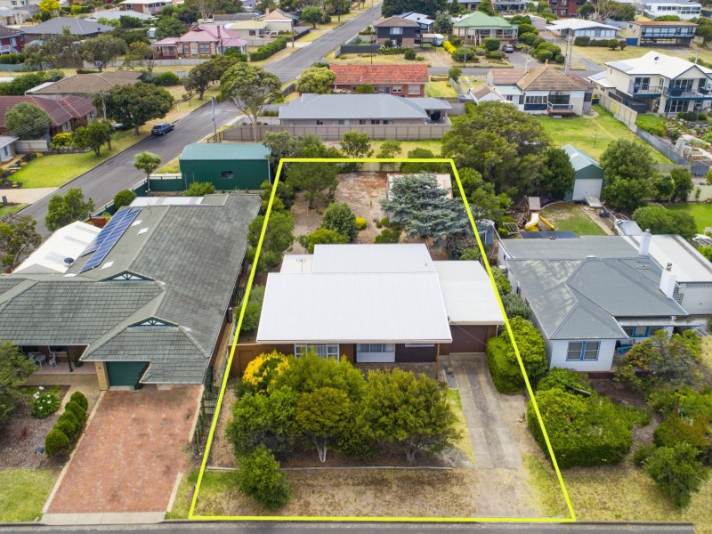 12 Donegal Street, Mccracken SA 5211