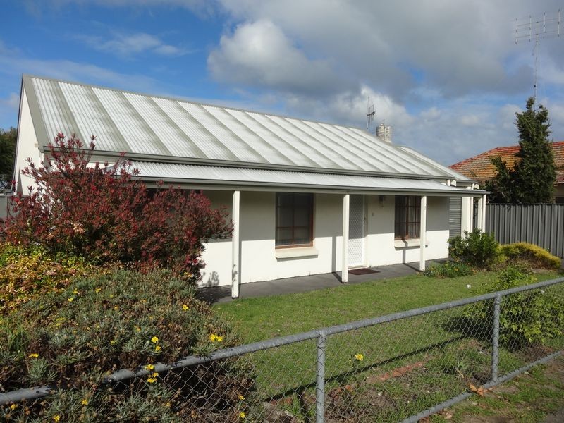 2/12 Carlyle Street, Victor Harbor SA 5211