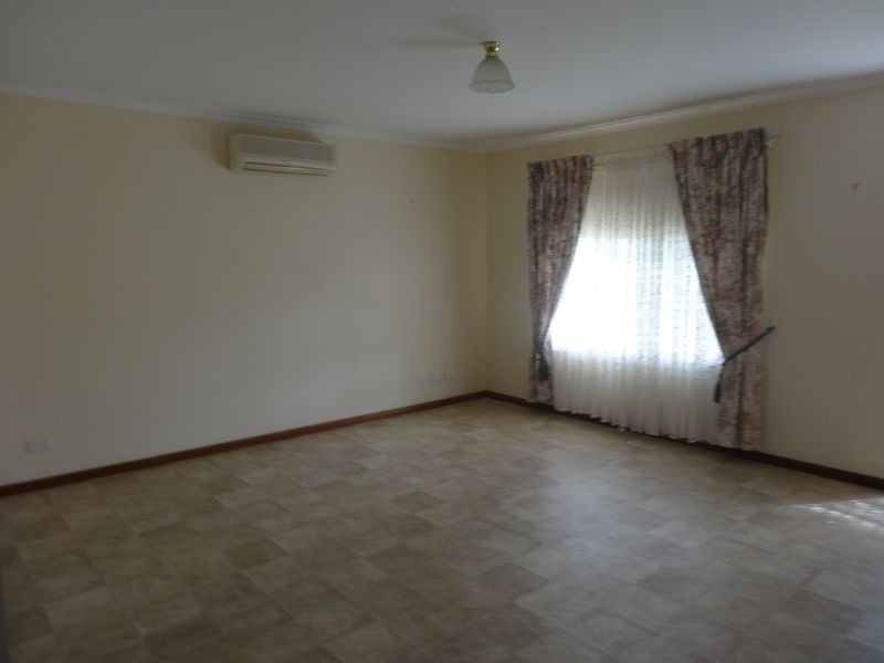 2/12 Carlyle Street, Victor Harbor SA 5211
