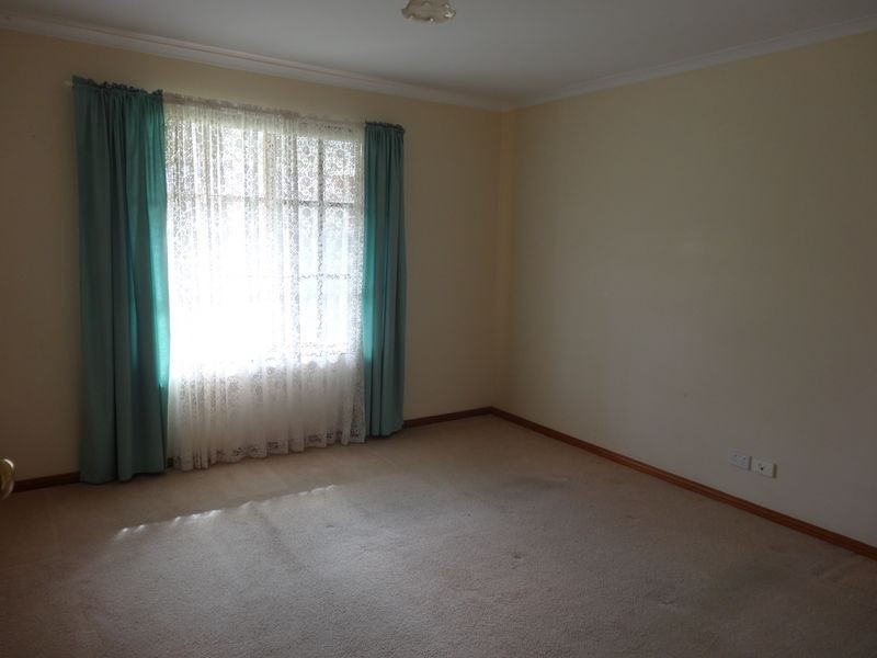 2/12 Carlyle Street, Victor Harbor SA 5211