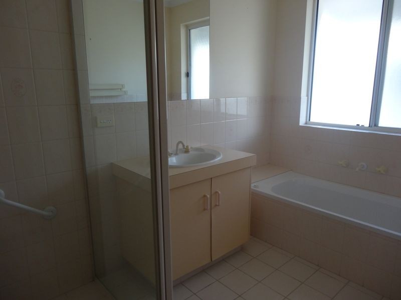 2/12 Carlyle Street, Victor Harbor SA 5211