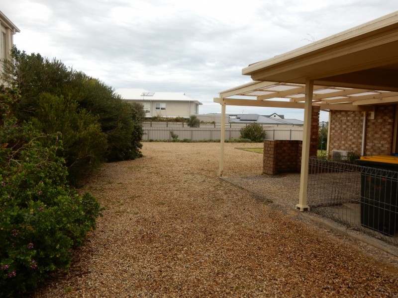 8 Providence Place, Hindmarsh Island SA 5214