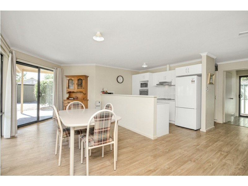 28 Leworthy Street, Victor Harbor SA 5211