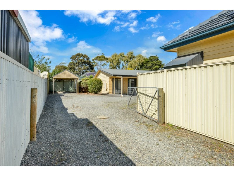 28 Leworthy Street, Victor Harbor SA 5211