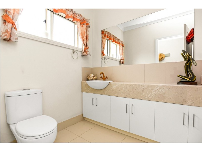 82 Rapid Drive, Mccracken SA 5211