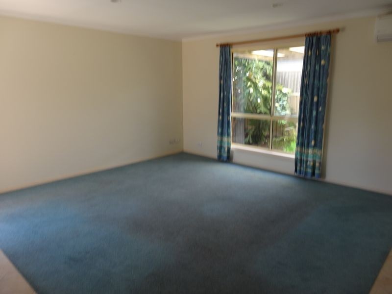 44 Newland Street, Victor Harbor SA 5211