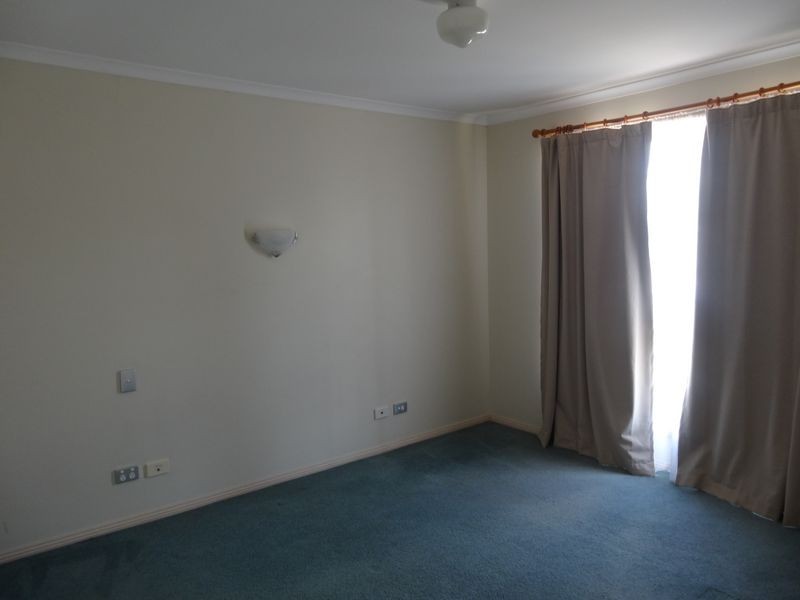 44 Newland Street, Victor Harbor SA 5211
