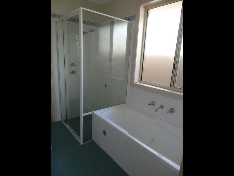 44 Newland Street, Victor Harbor SA 5211