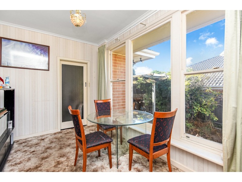 18 Riverview Road, Victor Harbor SA 5211