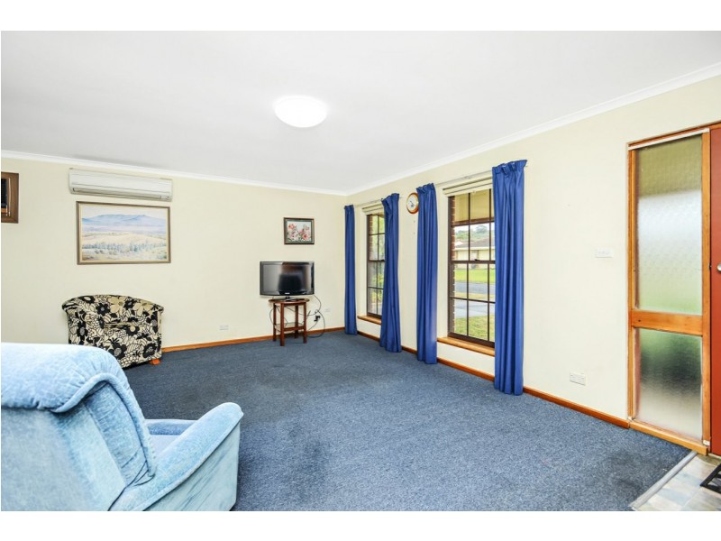 6 Cowan Avenue, Mccracken SA 5211